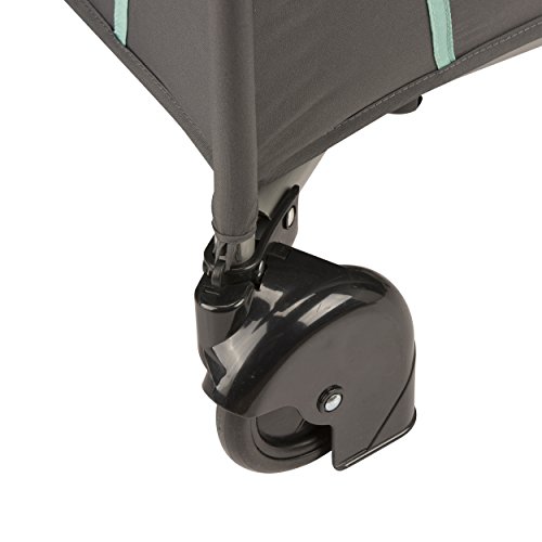 4 Evenflo+Portable+BabySuite+Deluxe+Spearmint