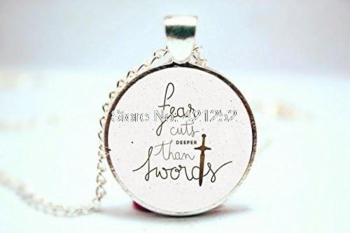 Pretty Lee 2015 Fashion Game Of Thrones Arya Fear Cuts Deeper Than Swords Necklace Christmas gift