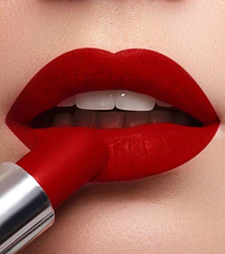 blood red lipstick matte