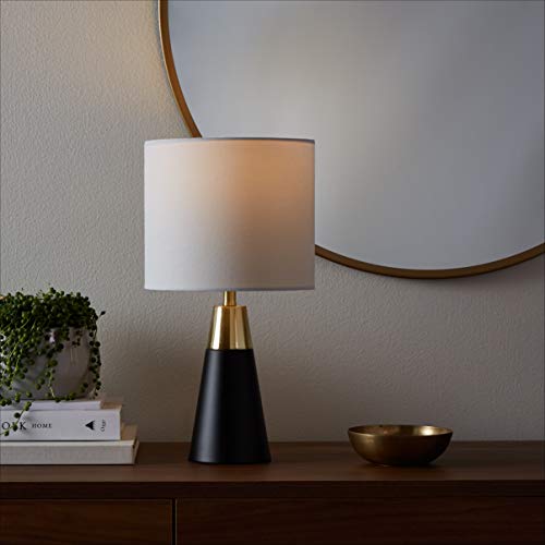 Amazon Basics 60W Equivalent, Soft White, Dimmable, 10,000 Hour