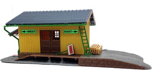 Model Power 202 Small Freight Station Kit HO