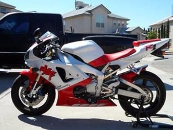 r1 white red