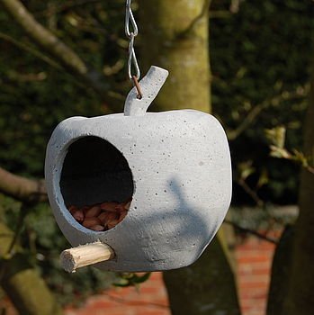 Bird Feeder Heart Or Apple Shape Amazon Co Uk Kitchen Home