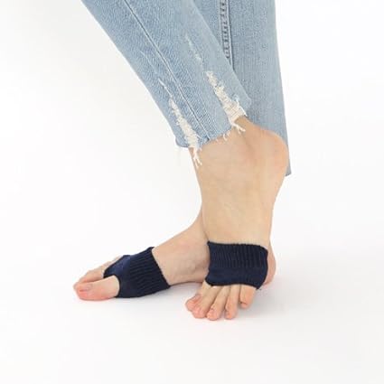 Amazon Co Jp 靴下屋 クツシタヤ 無地トングタイプ Size Free 日本製 クロ 服 ファッション小物