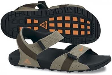 hiking sandals nike