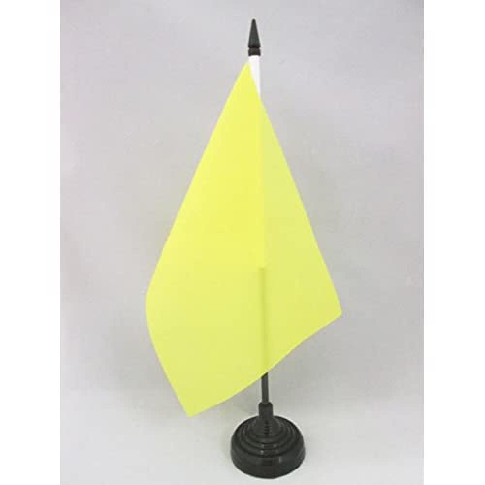 AZ FLAG Plain Yellow Table Flag 5'' x 8'' - Yellow Solid color Office Decoration 100% Polyester 21 x 14 cm - Mini Desk Flag with Pole and Black Plastic Base