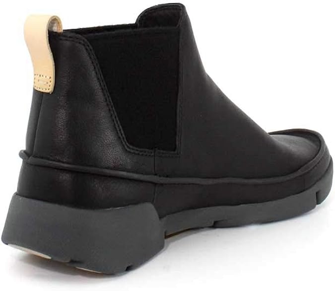 clarks tri poppy black