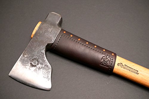 Review Outdoor Gear Leather Axe Handle Guard/Collar (Wetterlings Bushman by Les Stroud, Brown) - Thumbnail 2