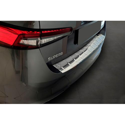 Avisa Stainless Steel Rear bumper protector compatible with Skoda Superb IV Liftback 2024- Ribs