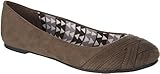 Fergalicious Women's Whitney Ballerina Flat