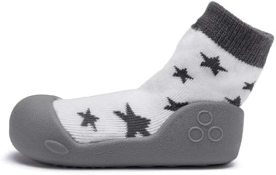 Amazon Co Jp 可愛いベビーシューズ ファーストシューズ トレーニングシューズ 赤ちゃん靴下 出産祝い 滑り止め 柔らか 通気性 子供用の靴 床の靴 滑り止めの赤ちゃん用ソフトソックス 男女の赤ちゃん用の靴 服 ファッション小物