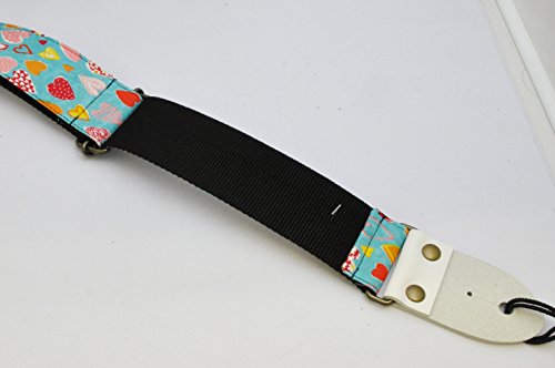 Live Line 2" = 50mm wide woven Guitar Strap with leather ends, Hearts on Blue LS2400BUH
