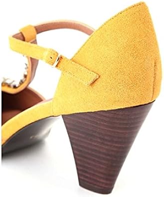 Amazon ジルスチュアート 美人百花9月号掲載 ジーンtストラップパンプス Mustard 23 5 ファッションサンダル