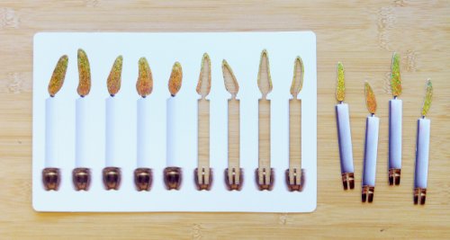 Port-a-Menorah - Thumbnail 2