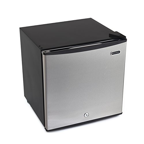2 Whynter+CUF+112SS+Upright+Lock+Stainless+Freezer