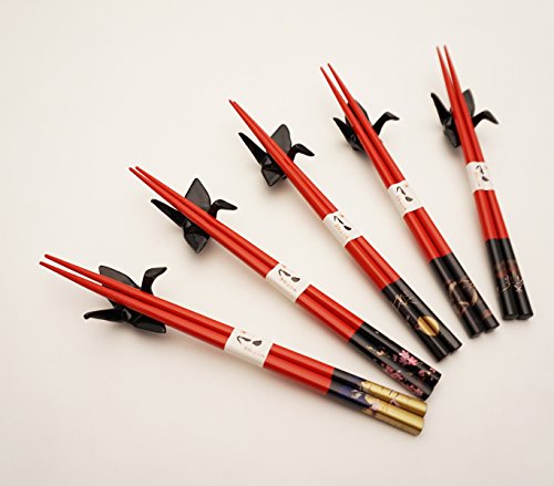 Japanese Traditional Chopsticks Set with Origami Crane Chopsticks Rest 5 Matching Pair Assorted Colors Chopsticks Set Dining Table Starter Kit Beautiful Gift Item Nicely Packaged (Black/Red) - Thumbnail 4