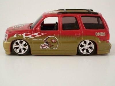 FLEER COLLECTIBLES 1:64 SCALE SAN FRANSISCO 49ERS CADILLAC ESCALADE DIE-CAST WITH ERIC JOHNSON TRADING CARD