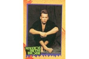 AUTOGRAPH WAREHOUSE Donnie Wahlberg trading card (New Kids on the Block) 1989 Topps #70
