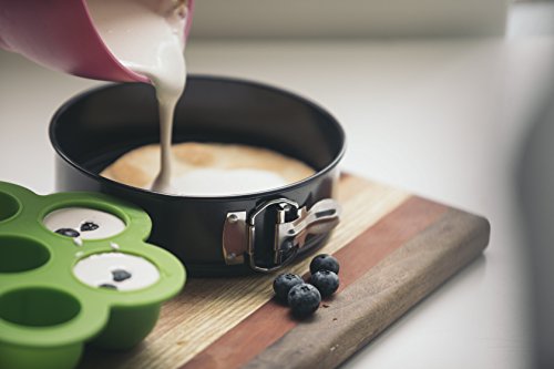 ROYAL GUARD Super Quality Silicone Egg Bites Mold with Non-Stick Cheesecake Pan Accessory W/Lid (Red) - Thumbnail 2
