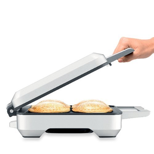 The Aytra Breville Personal Pie Maker