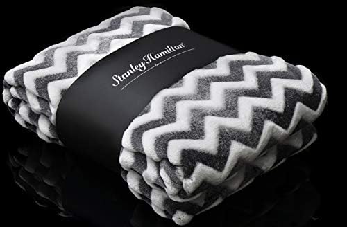 Soft Luxury Reversible Seasonal Grey Throws - Suitable For Couch's, Bed's, Travelling and Children's Blanket (140 x 180)