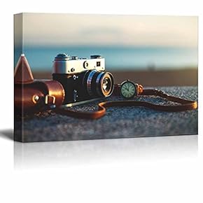 Canvas Prints Wall Art - Retro/Vintage Camera at Sunset in Park | Modern Wall Decor/Home Decoration Stretched Gallery Canvas Wrap Giclee Print & Ready to Hang - 12" x 18"