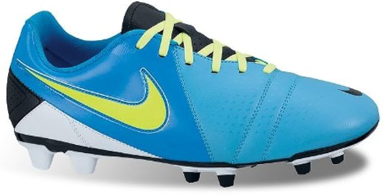 does kohl's sell soccer cleats