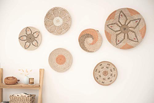 Artera Wicker Wall Basket Decor Hanging Woven Seagrass Flat Baskets Round Boho Wall Basket Decor For Living Room Or Bedroom Unique Wall Art 13 Round Style 4 Wicker Guide