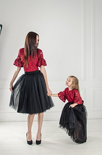 matching red dresses for mother and daughter