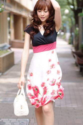 Amazon 完売 ディープジュエリー ピンクフラワーに恋の予感 スウィートデートワンピース 半袖フレンチスリーブ 服 ファッション小物 通販