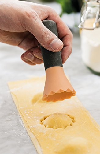 Berghoff Leo Collection Mini Ravioli Stamp - Plastic Handle, Pink