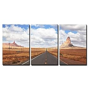 Gorgeous American Highway Monument Valley in Utah on...