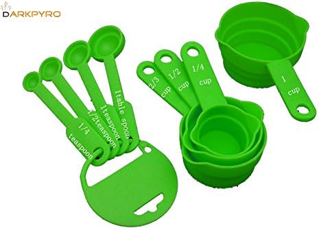 DarkPyro's 8 Pcs Measuring Cups and Spoon Set with Hanger Green