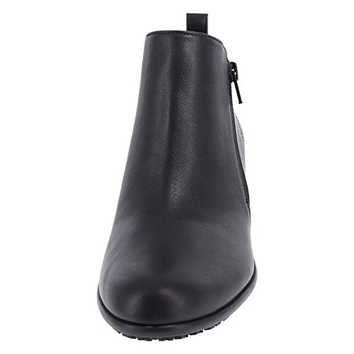 safeTstep Women's Slip-Resistant Brenna