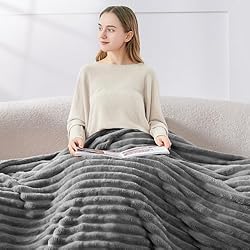BEDELITE Fleece Throw Blanket for Couch - 300GSM