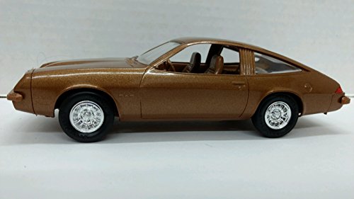 MPC 1979 Monza 1:25 Scale Built-up Plastic Promo - Camel