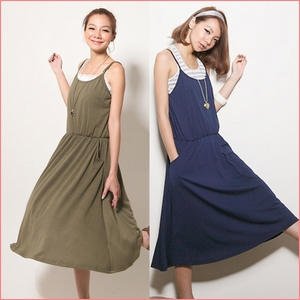 人気のファッショントレンド ロイヤリティフリーロング キャミ ワンピ インナー