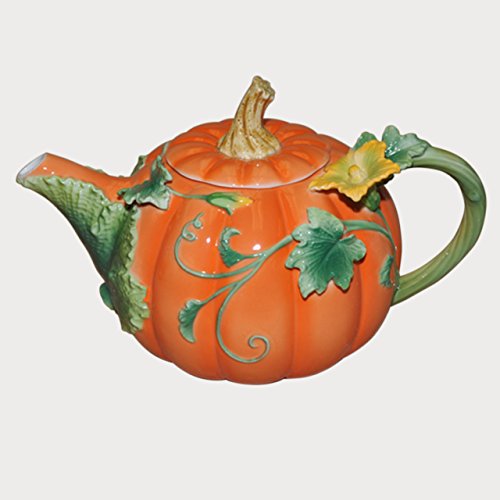 Dining Party Buffet of Pumpkin Halloween Dinnerware Sets and Centerpieces