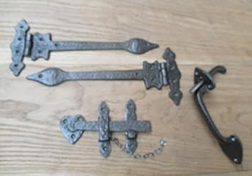 Ironmongery World Cast Iron Suffolk Cottage Latch Decorative