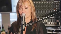 Amazon Com Shure Sm7b Cardioid Dynamic Microphone Musical Instruments