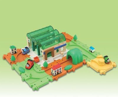 Amazon きかんしゃトーマス ブロックレール ジェームスとナップフォードステーションセット 電車 おもちゃ
