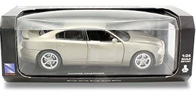 NewRay 2011 Dodge Charger Hemi 1:24 scale diecast model car Beige N76
