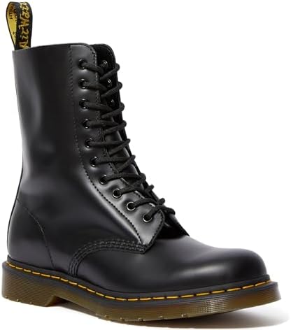 Amazon.com | Dr. Martens Unisex 1460 Pascal Leather 8 Eye  display picture 1