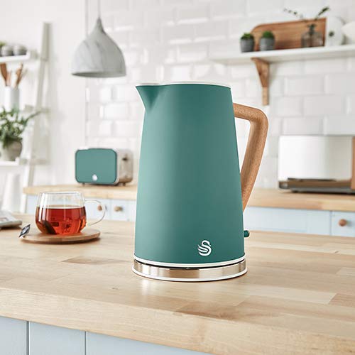 Swan Nordic Rapid Boil Jug Kettle With Wood Effect Handle 1.7L 3000W