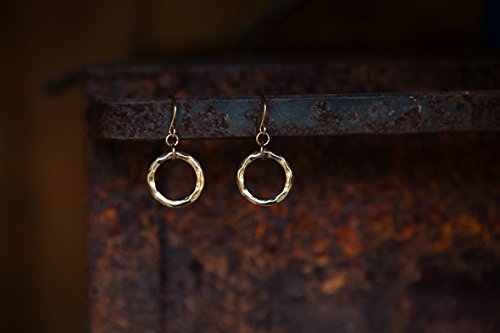 Gold round handing earrings, Dangle, Hand made, Delicate