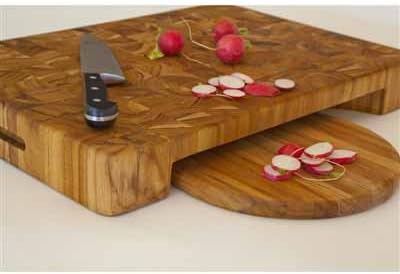 PROTEAK END GRAIN CUTTING BOARD WITH HAND GRIP AND BOWL CUT-OUT, 20" X 14" X 2.5"