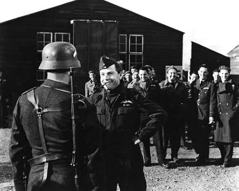 Amazon ドイツの刑務所ガードで11x14プロモーション写真を笑うスカイ喫煙パイプのためのより多くのリーチでケネス アートフレーム ポスター オンライン通販