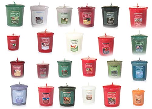 Yankee Candle 8 Assorted Votives + FREE Votive Holder Variety Theme (Christmas)