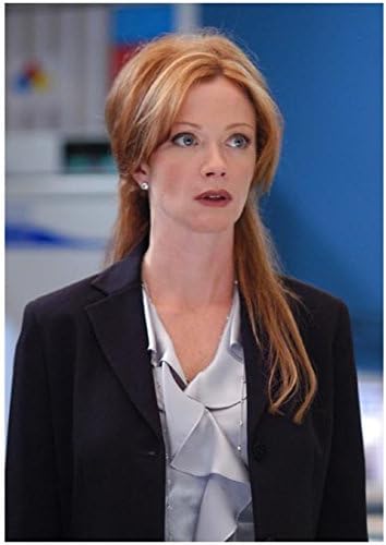 Ncis Lauren Holly As Director Jenny Shepard Close Up 8 X 10 Photo