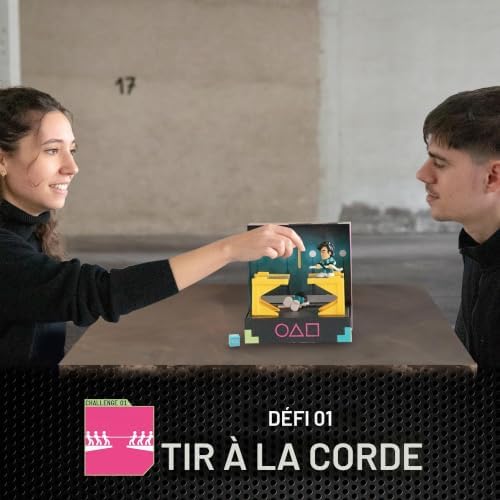 Jeu Tug of War de Squid Game, de la série Netflix Squid Game, pour Jouer et Exposer, Comprend Un Mini Set et des Figurines, Jeu Cadeau pour Enfants et Adultes de +17 Ans